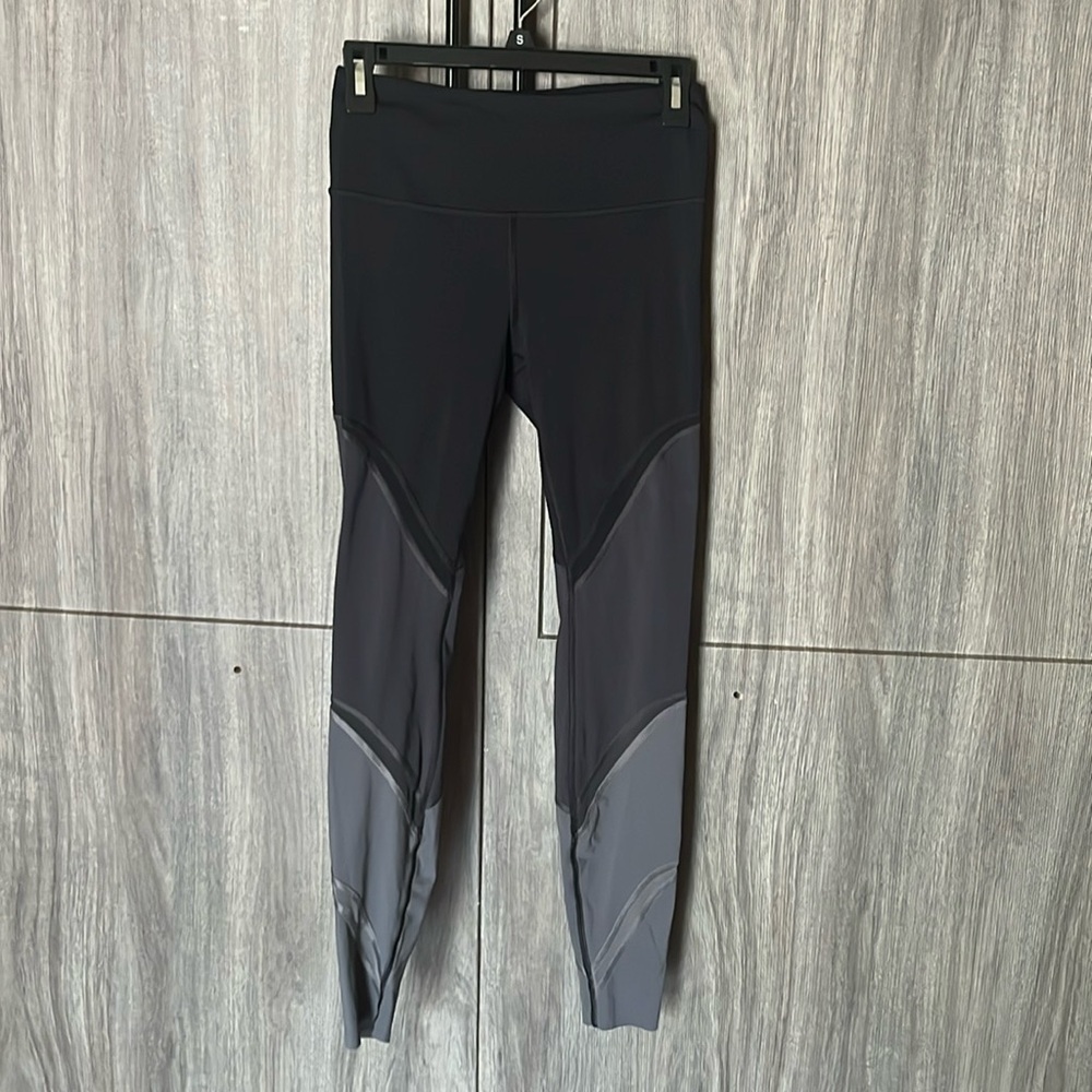 Lululemon Athletica leggings - Picture 4 of 16